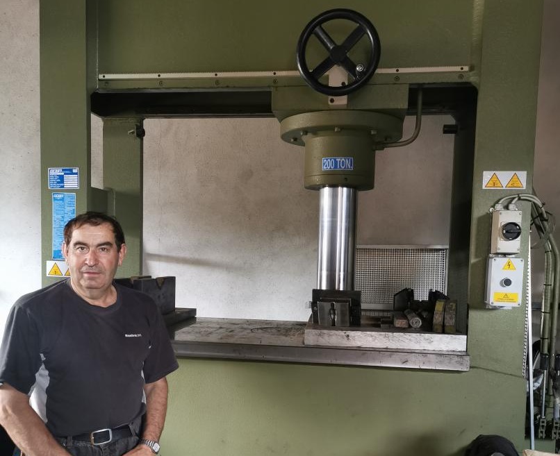 Vente de pièces de rechange Vals le chastel